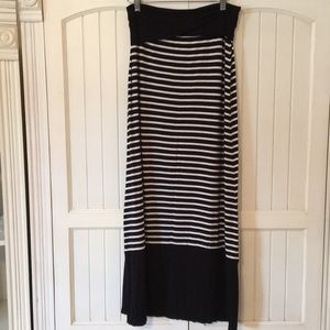 Max Studio maxi skirt